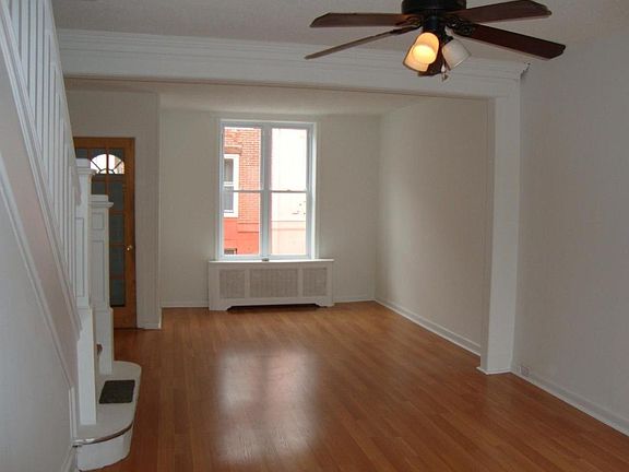3rd image of 2429 S Marshall St