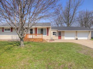 1365 Sunnyside St NE, Grand Rapids, MI 49525