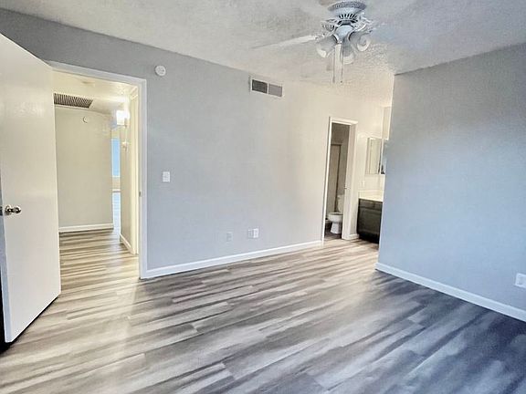 2nd image of 816 N Revere Unit 201
