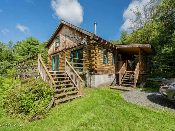 120 Howe Road, Greenfield Center, NY 12833