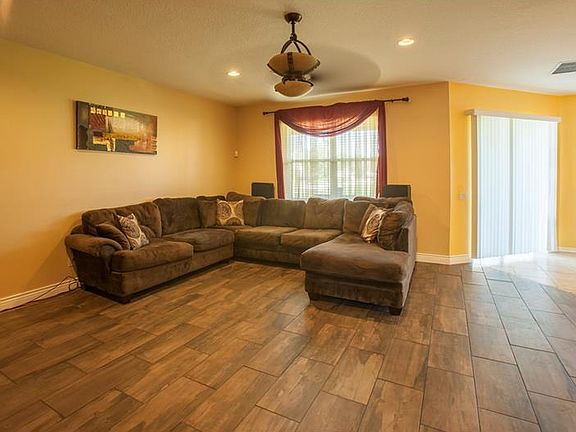 4th image of 1227 Rushgrove Cir
