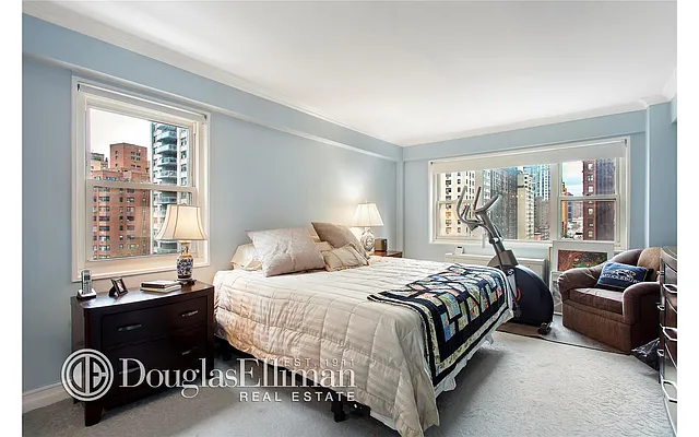 Sold by Douglas Elliman | media 16