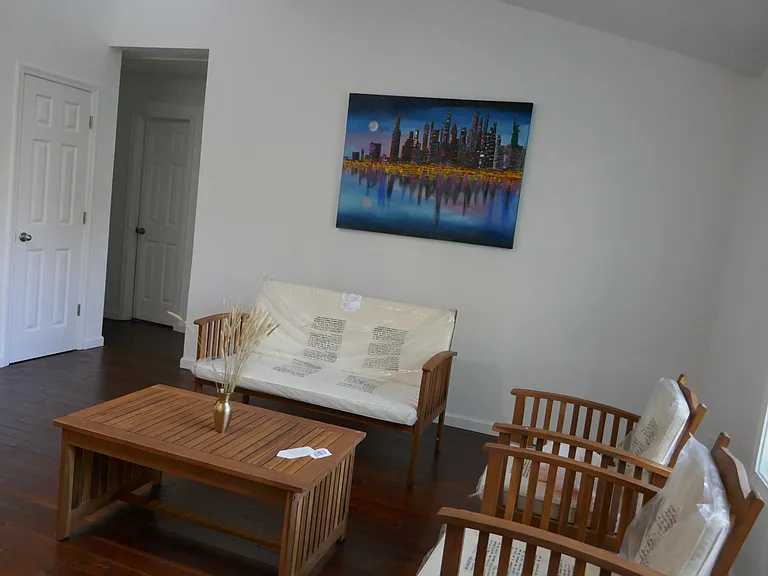 1243 Hanover Pl — Photo 22