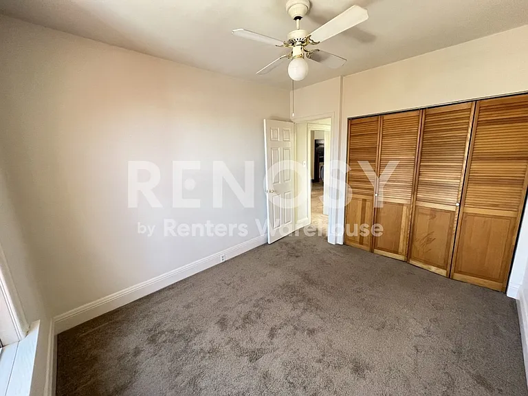 1017 S Pearl St — Photo 8