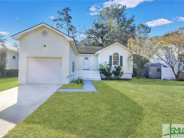 17 S Lake Drive, Savannah, GA 31410