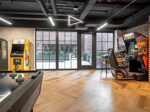 1856 Park Avenue image 14 of 22