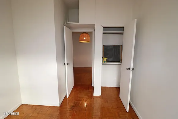 Rented by Citi Habitats | media 10