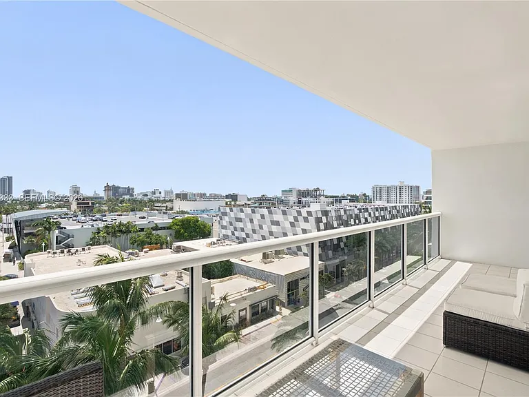 1900 Sunset Harbour Dr #803 — Photo 16