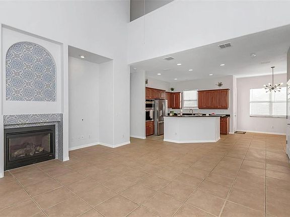 5th image of 7327 Brightwaters Ct