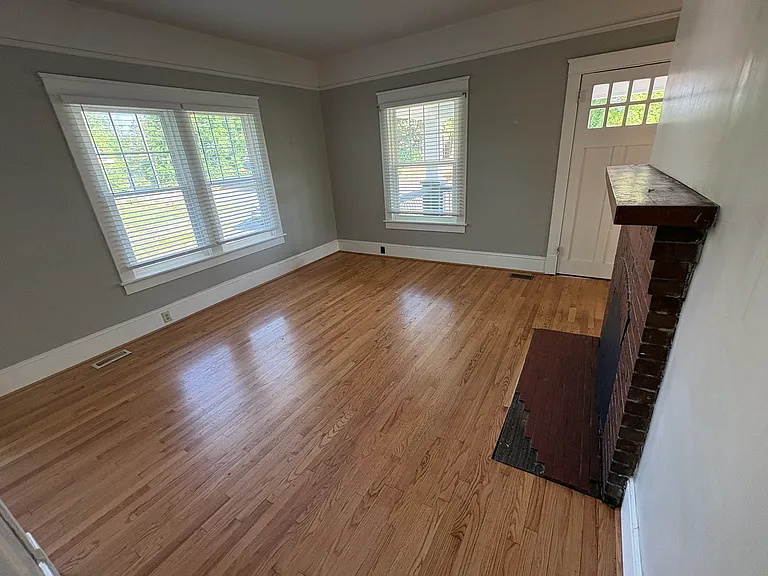 303 Bouchelle St — Photo 4