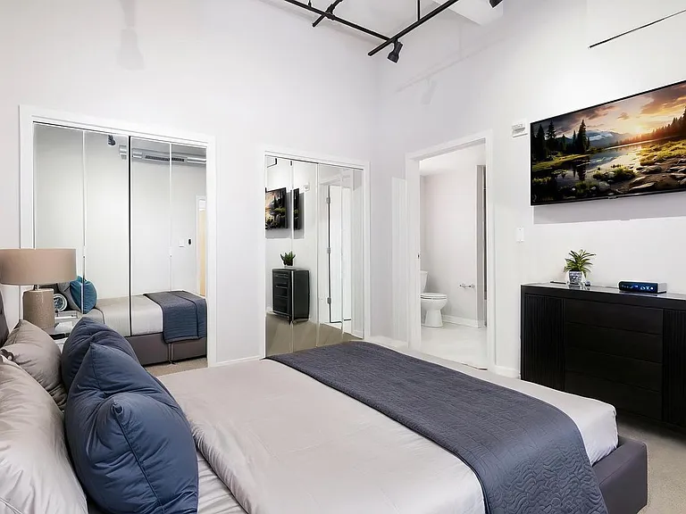 444 N 4th St #517 — Photo 7