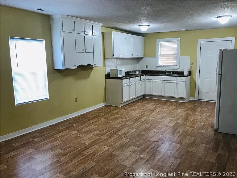 73 Delmar St — Photo 9