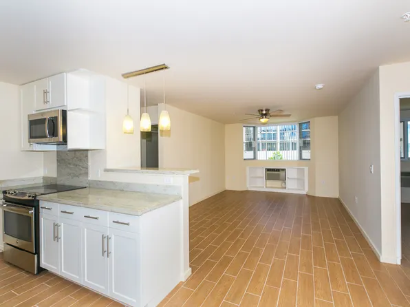 1810 Kaioo Dr APT B408, Honolulu, HI 96815