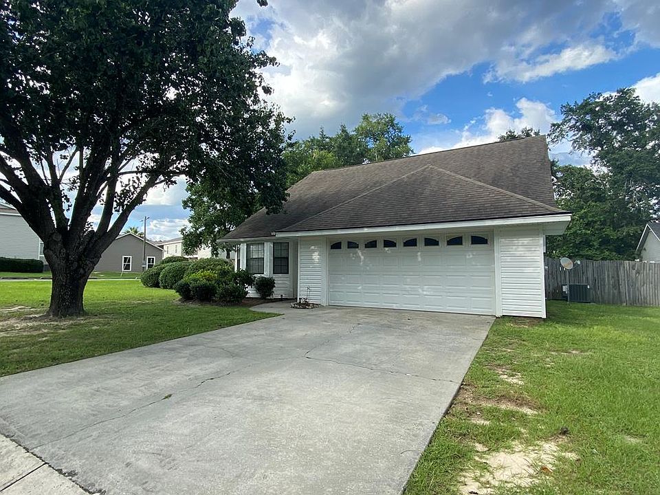 1st image of 1405 Strickland Cir