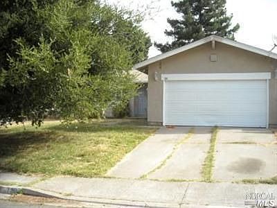 1st image of 300 Linfield Dr