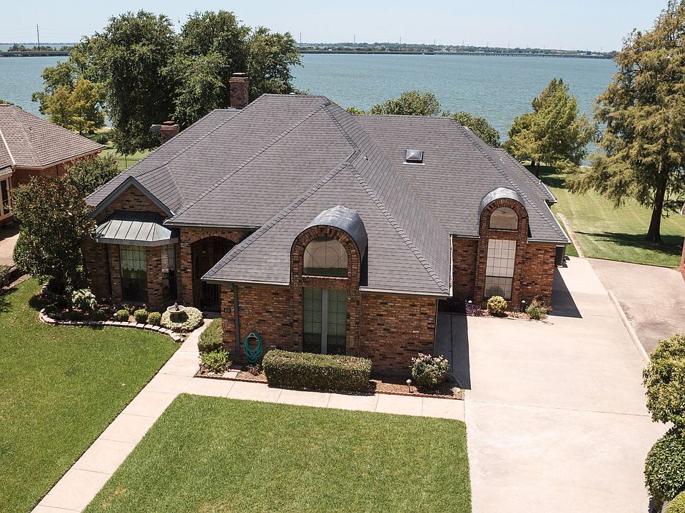 1st image of 613 Sunset Hill Dr