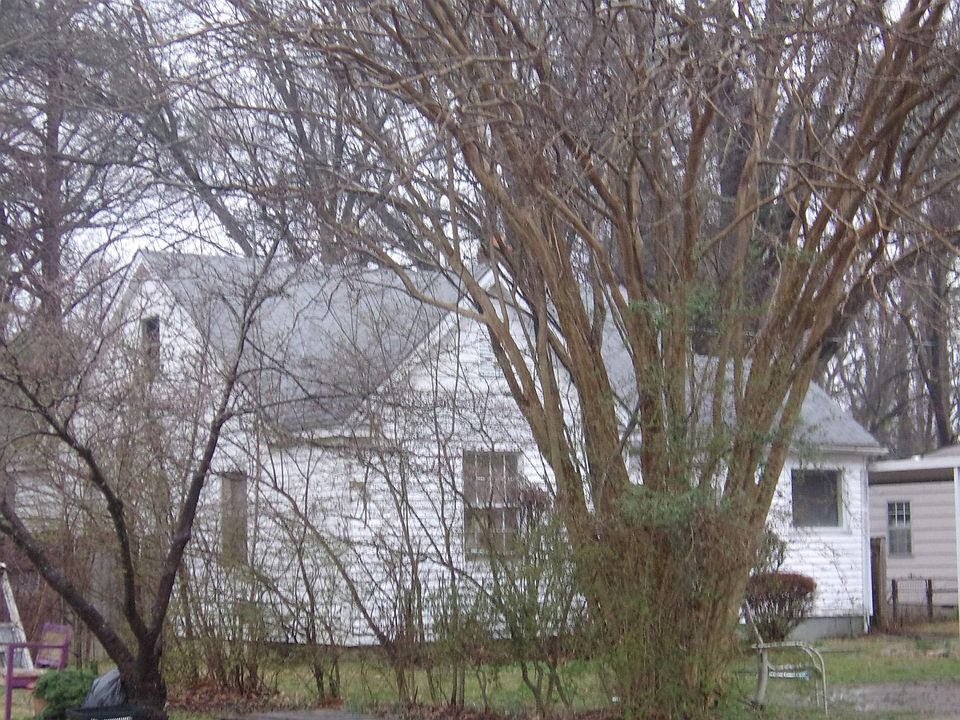 1st image of 3848 Philsdale Ave