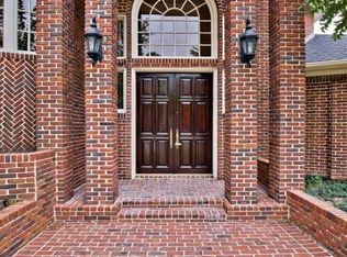 8122 Meadow Crest St, Houston, TX 77071