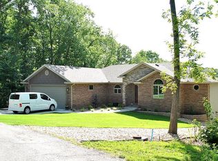 27 Magrath Cir, Bella Vista, AR 72715