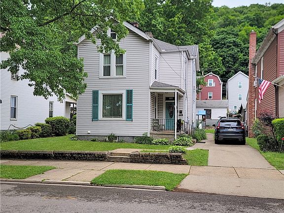 2nd image of 160 Broad St