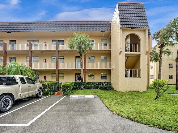 3rd image of 2780 N Pine Island Rd APT 112