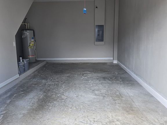 2nd image of 3131 Voyager Ave