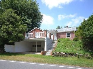 1700 Bledsoe Creek Rd, Sparta, NC 28675