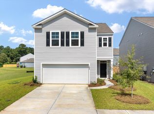 102 Sunray Ln, Summerville, SC 29486