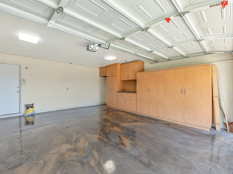 505 E Carson Dr — Photo 11