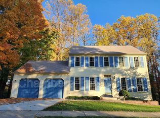 6825 Bluecurl Cir, Springfield, VA 22152