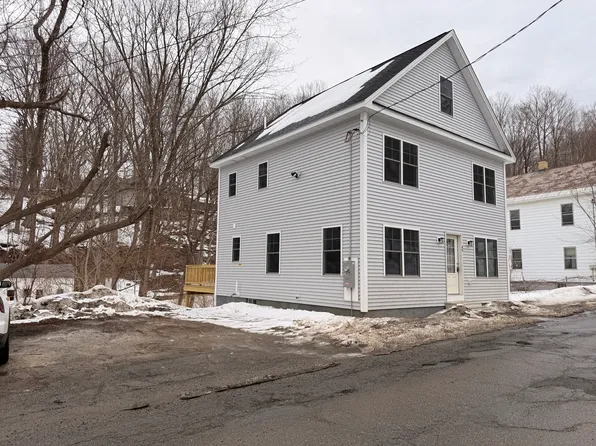 40 E Hoosac St, Adams, MA 01220