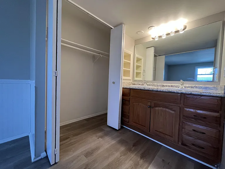 11020 McDowell Dr — Photo 23