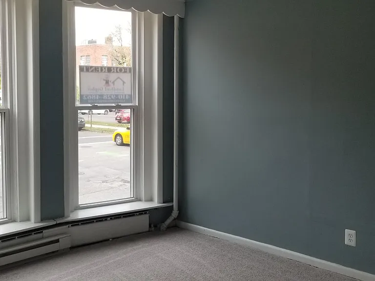 2602 Maryland Ave — Photo 12