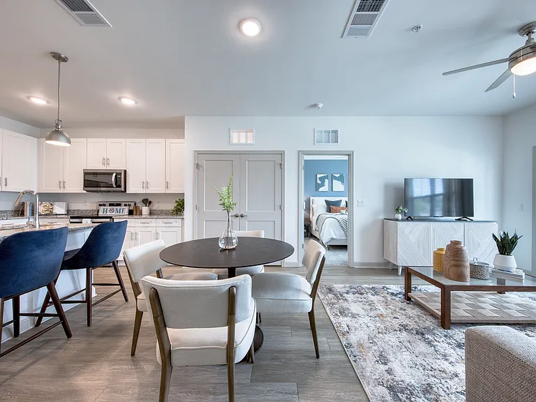 The Pointe at Palm Bay — Photo 34