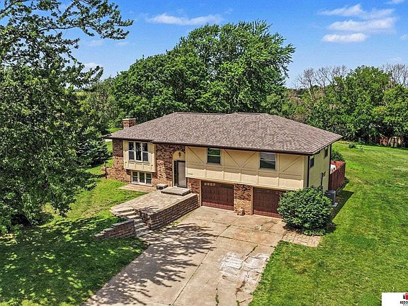2nd image of 14500 Elder Cir