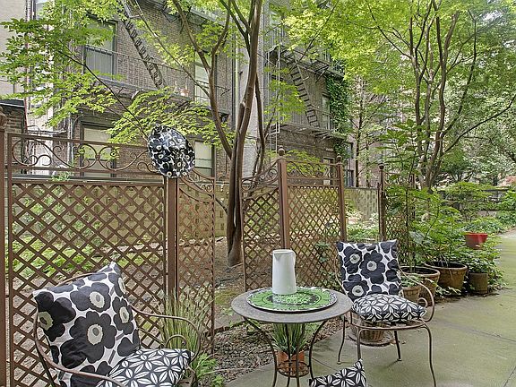 5th image of 310 W 56th St #1H