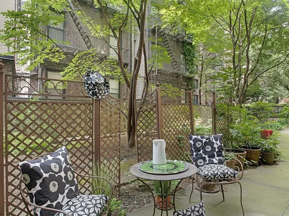 310 W 56th St APT 1G, New York, NY 10019