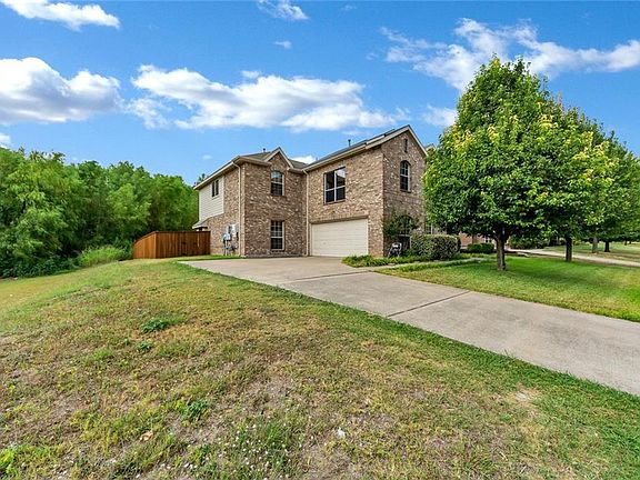 2nd image of 1260 Carriage Creek Dr