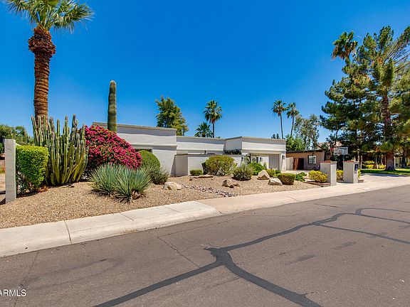 3rd image of 8219 N 3RD Avenue