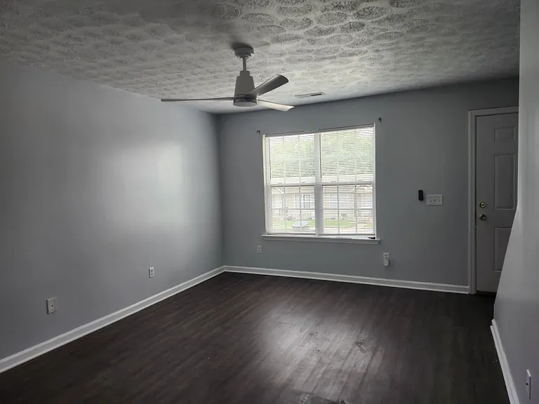 124 Williams St — Photo 7