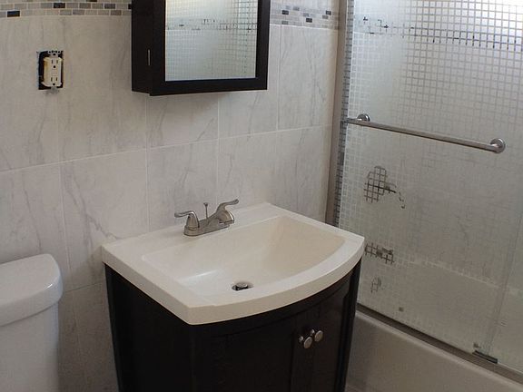4th image of 1806 Esplanade APT 7