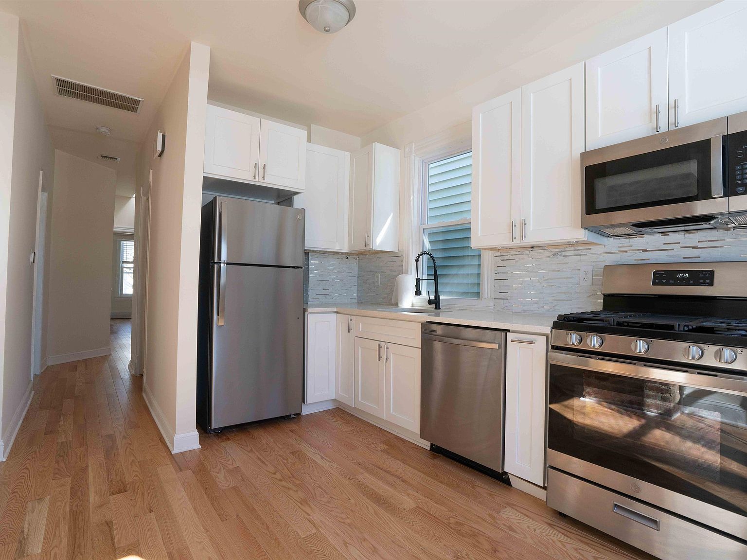 45 Gautier Ave FLOOR 2, Jersey City, NJ 07306 Zillow