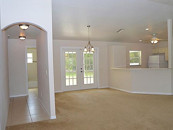 4th image of 3420 S San Mateo Dr