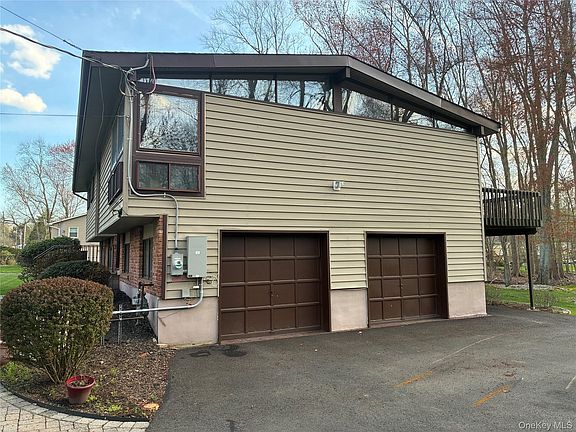 4th image of 35 Goebel Road