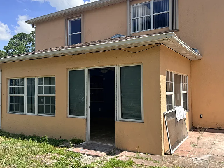 1319 Tordira St SE — Photo 32