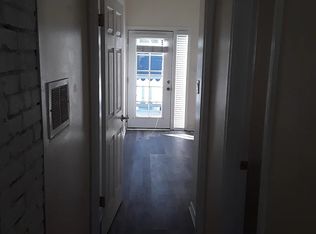 225 S Francisca Ave #B, Redondo Beach, CA 90277
