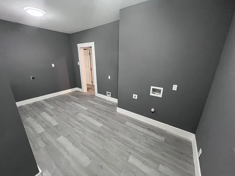 3622 Meyers St — Photo 7