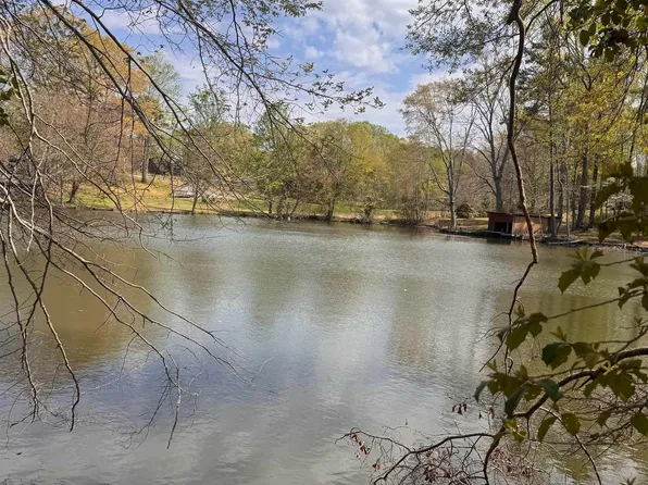 499 Lancaster Rd, Spartanburg, SC 29306