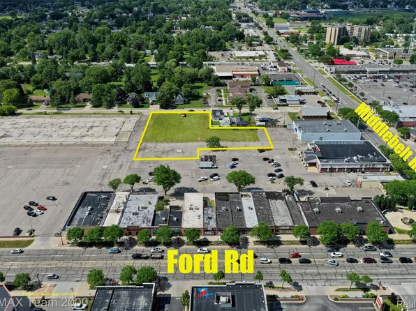 5705 Middlebelt Rd, Garden City, MI 48135