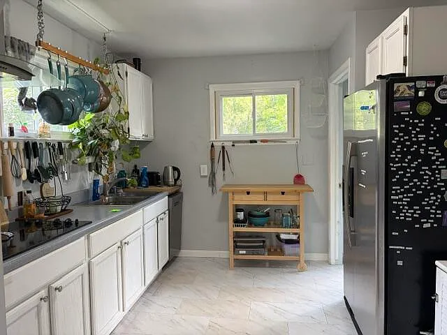 1334 Harpst St — Photo 4